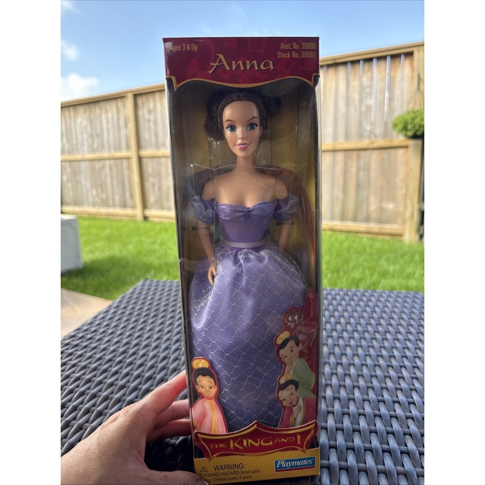 Vintage 1999 Playmates Barbie Anna Doll The King And I #39091 New in Box